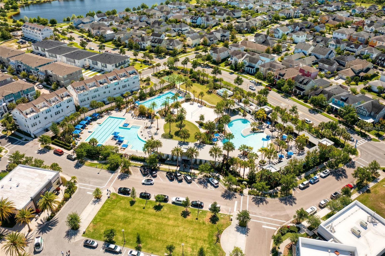 LAUREL POINTE - Residential