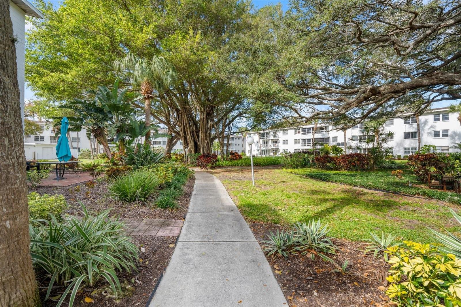 THE FOURTH BAYSHORE - Residential
