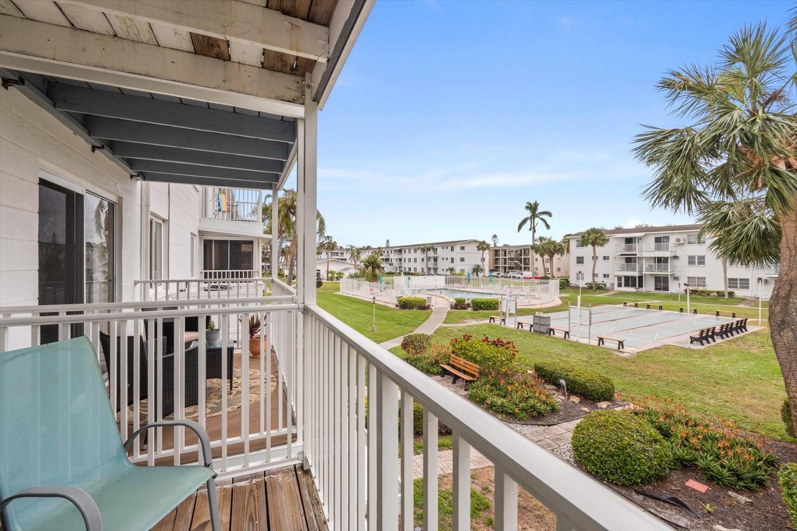 THE FOURTH BAYSHORE - Residential