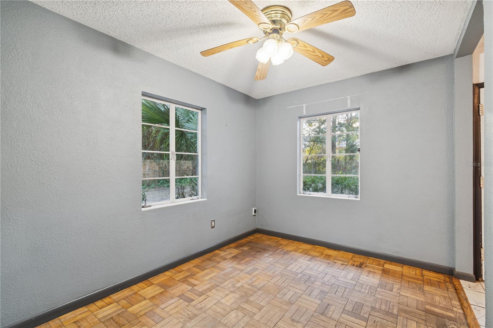 HAMPTON HEIGHTS - Residential