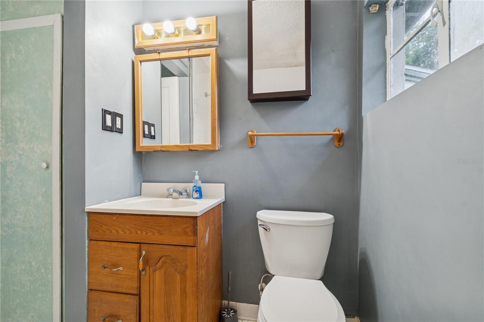 HAMPTON HEIGHTS - Residential