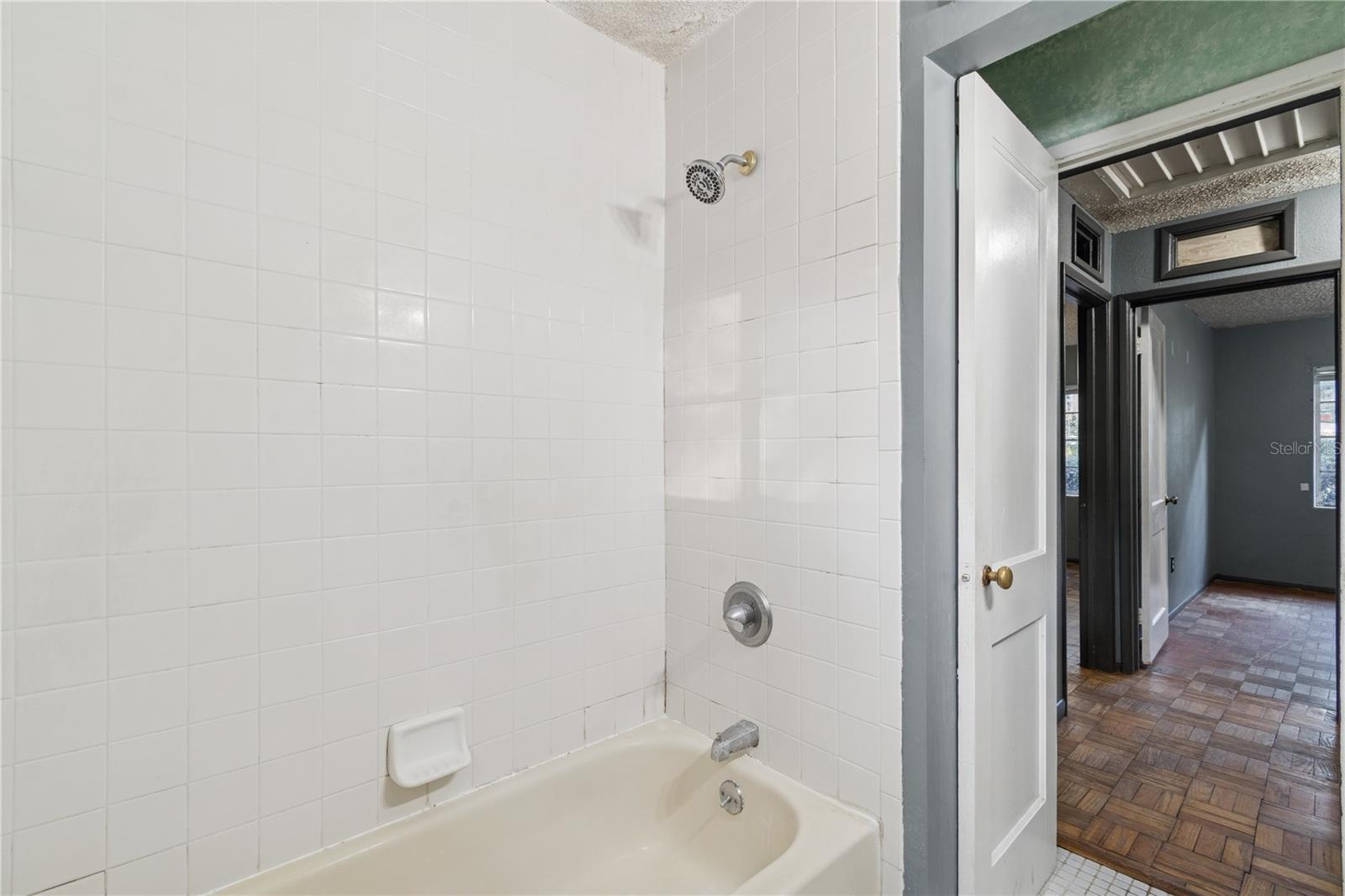 HAMPTON HEIGHTS - Residential