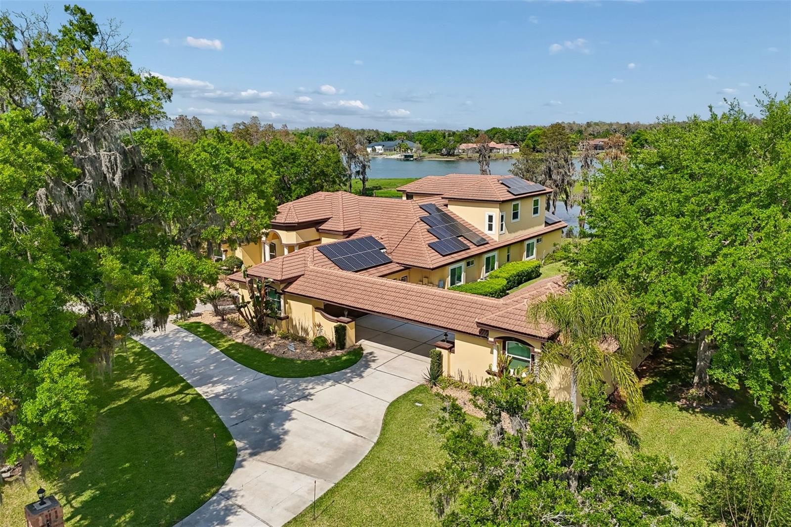 LAKE BRECKENRIDGE - Residential
