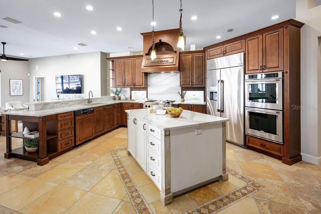 LAKE BRECKENRIDGE - Residential