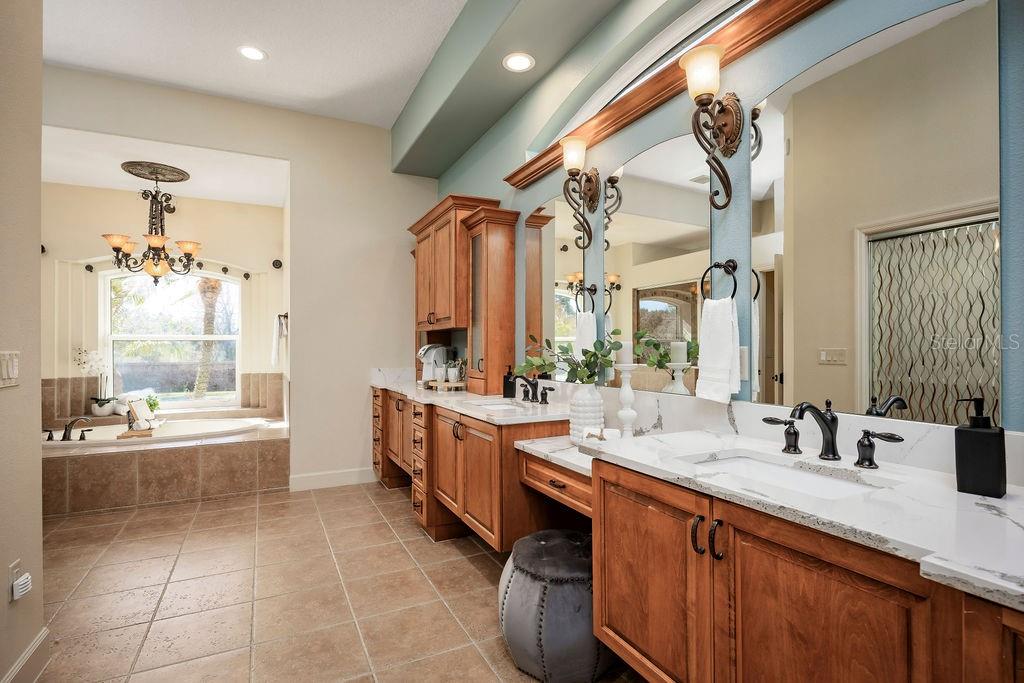 LAKE BRECKENRIDGE - Residential