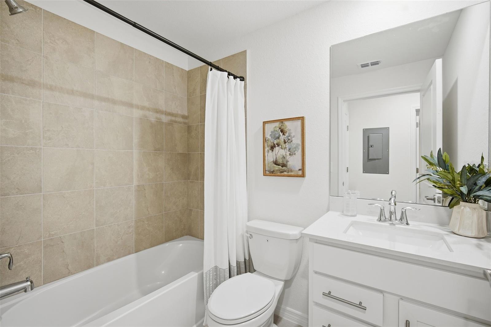 CALUSA COUNTRY CLUB - Residential