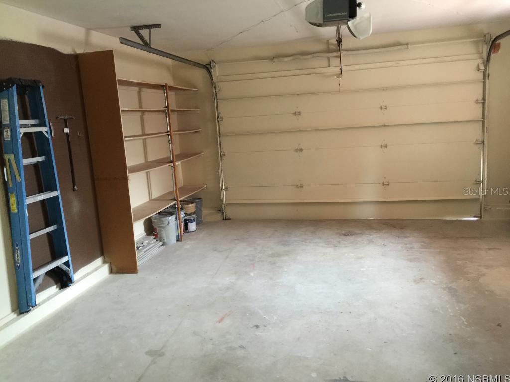 Aqua Golf Unit 02 Unrec 234 - Residential Lease