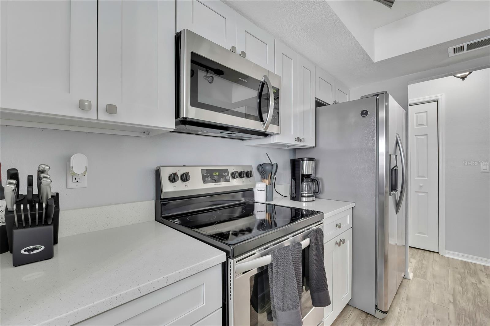 LAKE PADGETT ESTATES - Residential