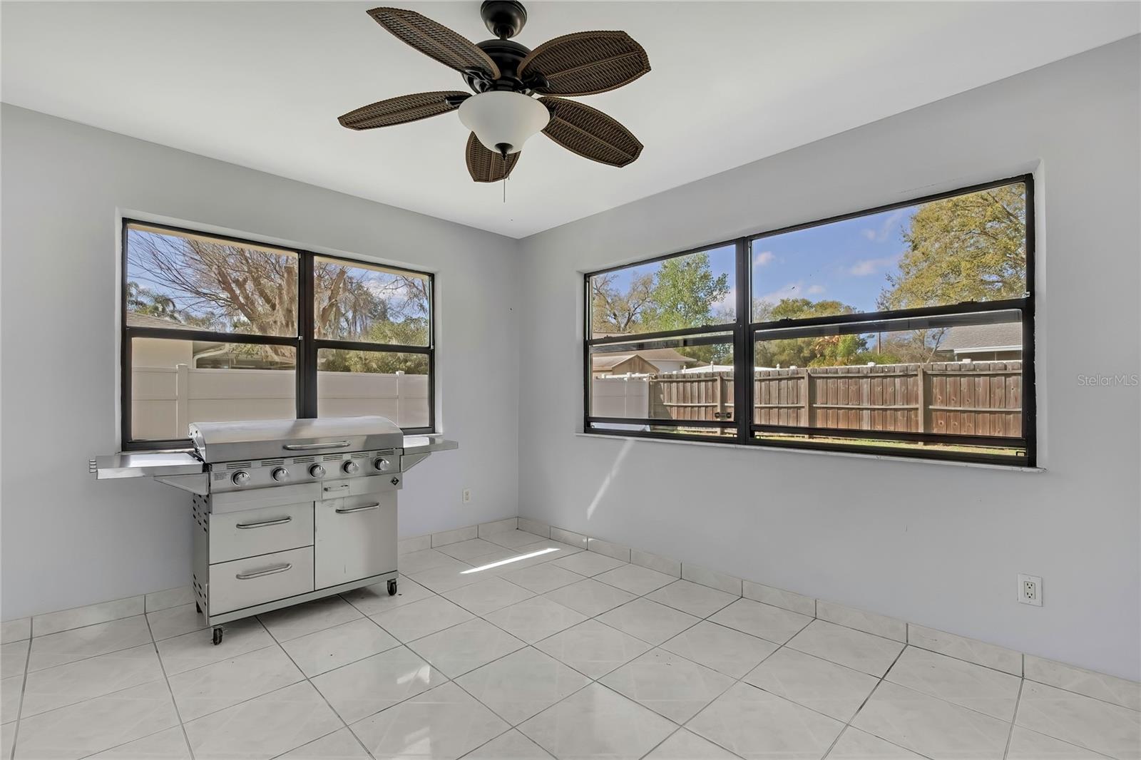 LAKE PADGETT ESTATES - Residential