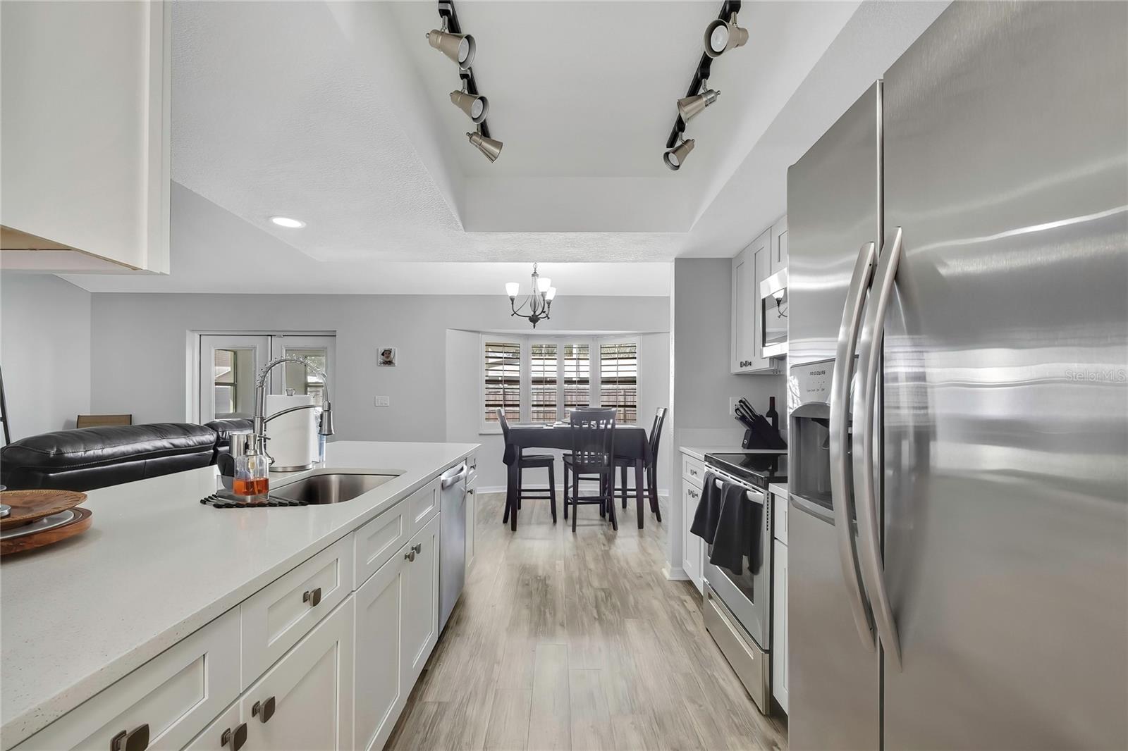 LAKE PADGETT ESTATES - Residential