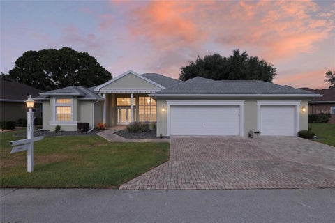 Photo of 11182 SW 71st Ct, Ocala, FL 34476 (MLS # OM731090)