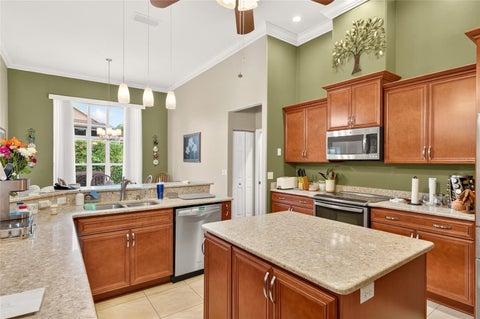 Tiny photo for 11182 SW 71st Ct, Ocala, FL 34476 (MLS # OM731090)