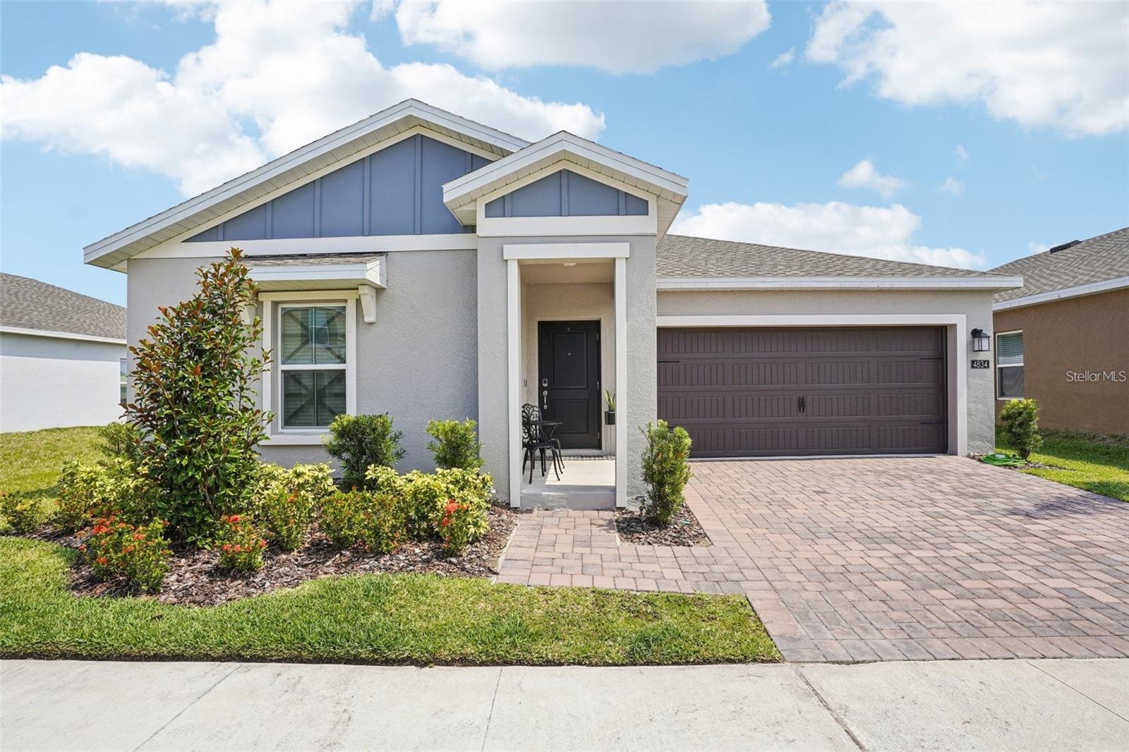 Welcome to this stunning 2024-built home located in the desirable Knightsbridge community of Kissimmee. This 3-bedroom, 2-bathroom residence features an open-concept layout filled with natural light, high ceilings, and modern finishes throughout. Enjoy a gourmet kitchen with quartz countertops, 42” cabinets, stainless steel appliances, and a large island perfect for entertaining.
The spacious primary suite offers a walk-in closet and a beautifully designed ensuite with double vanities and a tiled stand-up shower. Tile flooring in main areas, carpet in bedrooms, in-unit laundry, and a 2-car garage add convenience and comfort.
Step outside to a covered patio with serene pond views and no rear neighbors—ideal for relaxing evenings or morning coffee. Community amenities include a pool, clubhouse, and playground. Internet is included in rent. Pet-friendly (restrictions apply).
Minutes from shopping, dining, Disney parks, and major roadways. Zoned for Sunrise Elementary, Horizon Middle, and Poinciana High. This move-in-ready home offers modern living in a peaceful setting—schedule your showing today!