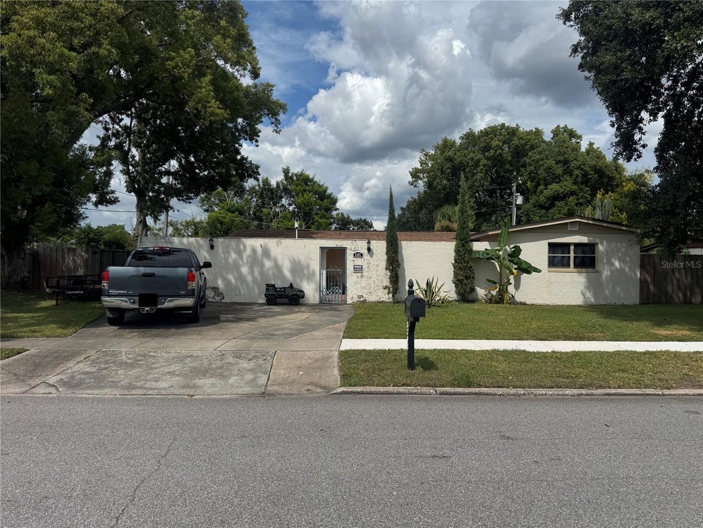 Photo of 8303 Calais Circle, Orlando, FL 32825 (MLS # O6450569)
