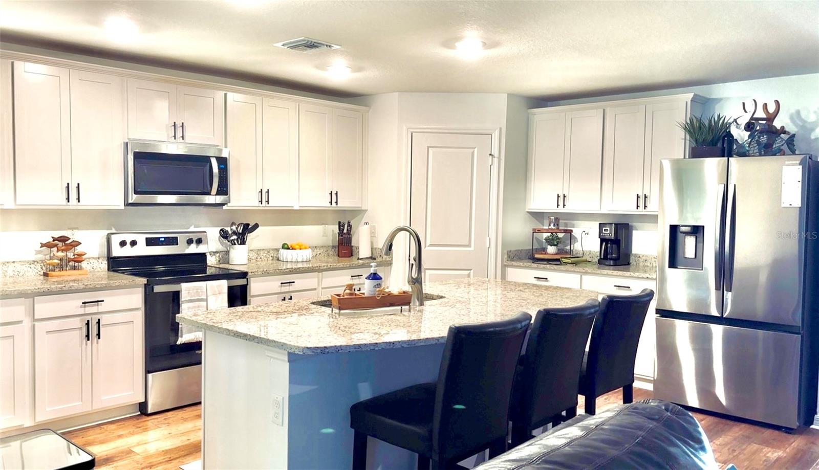 ROYAL HIGHLANDS UNIT 8 - Residential