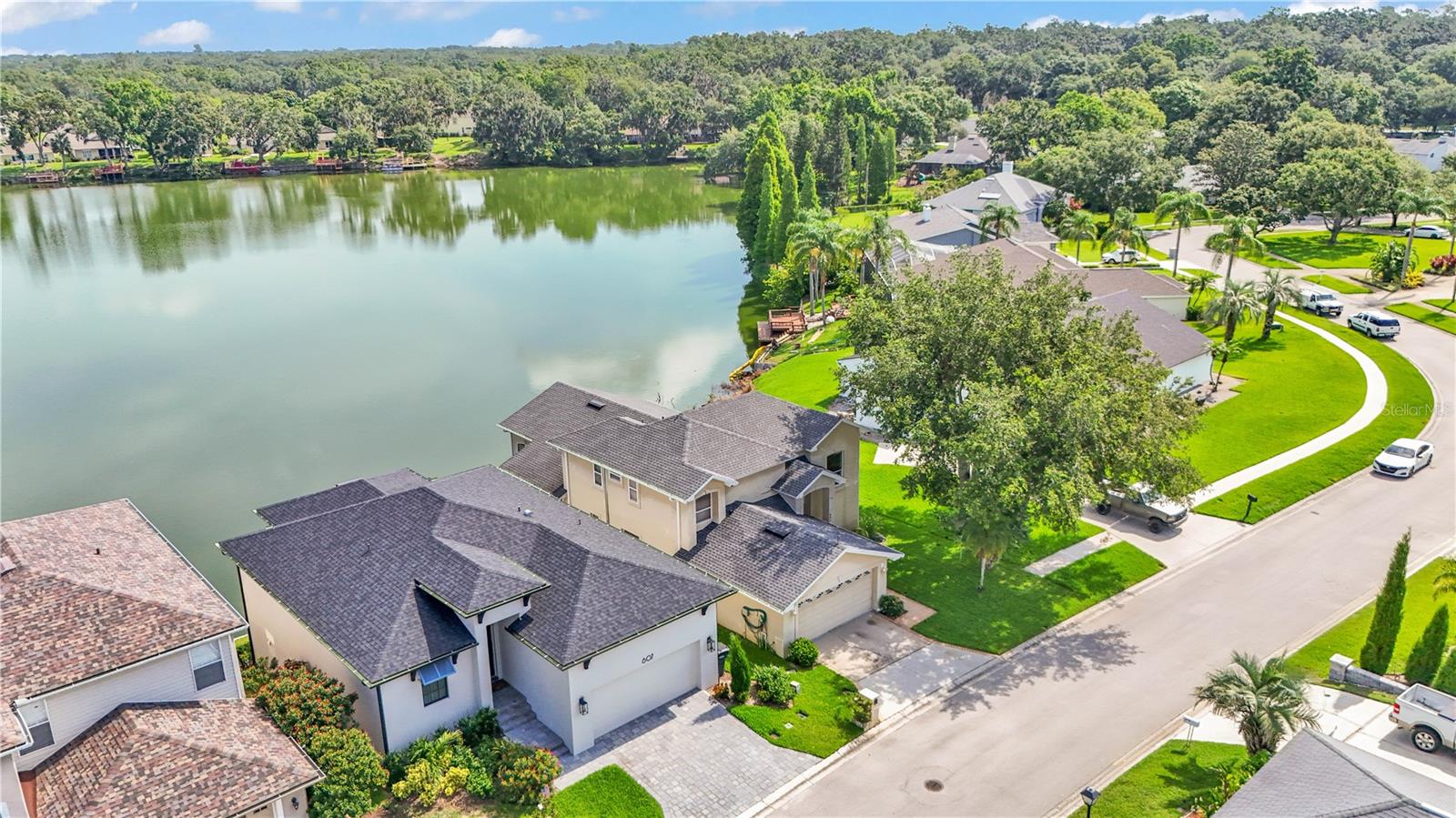 601 PENINSULAR DRIVE