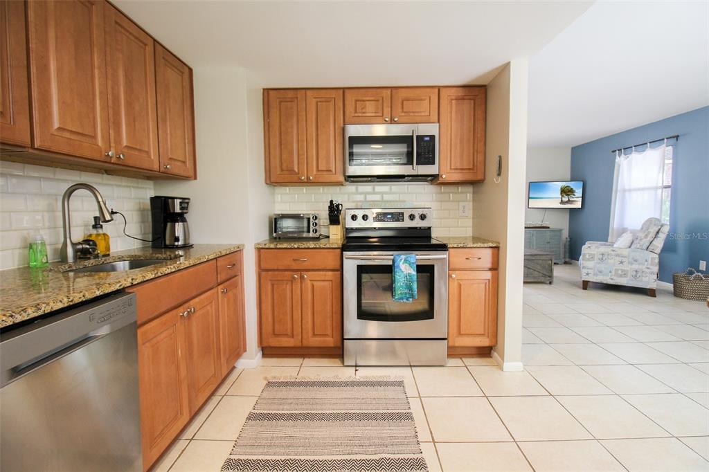 SOUTH VENICE - Residential Lease