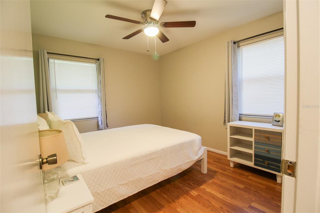 SOUTH VENICE - Residential Lease