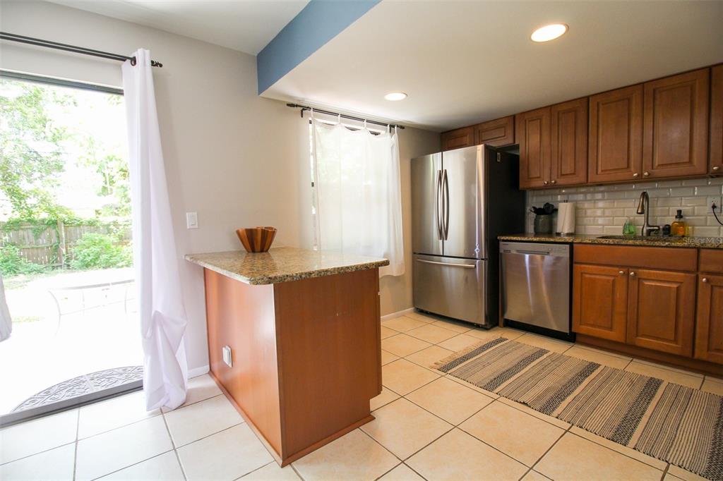 SOUTH VENICE - Residential Lease