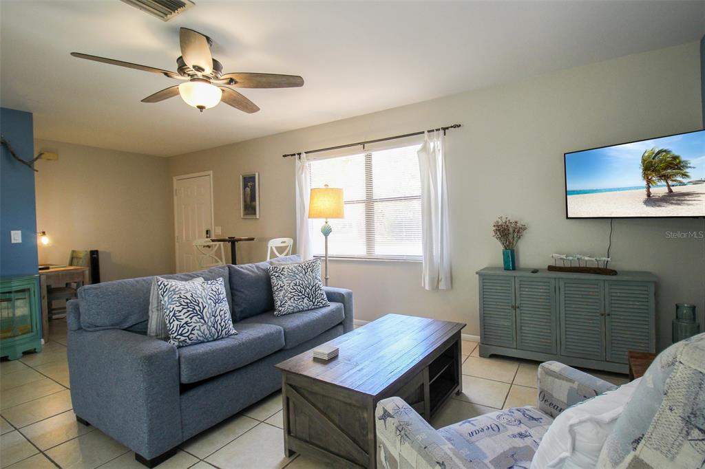 SOUTH VENICE - Residential Lease