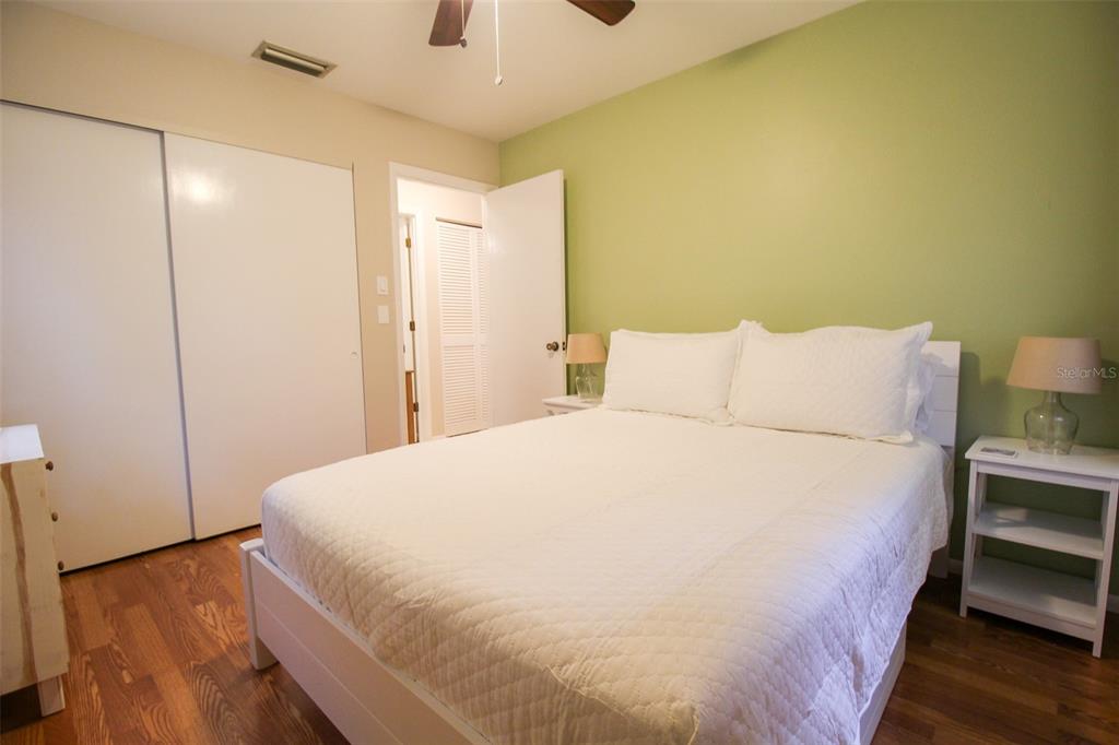 SOUTH VENICE - Residential Lease