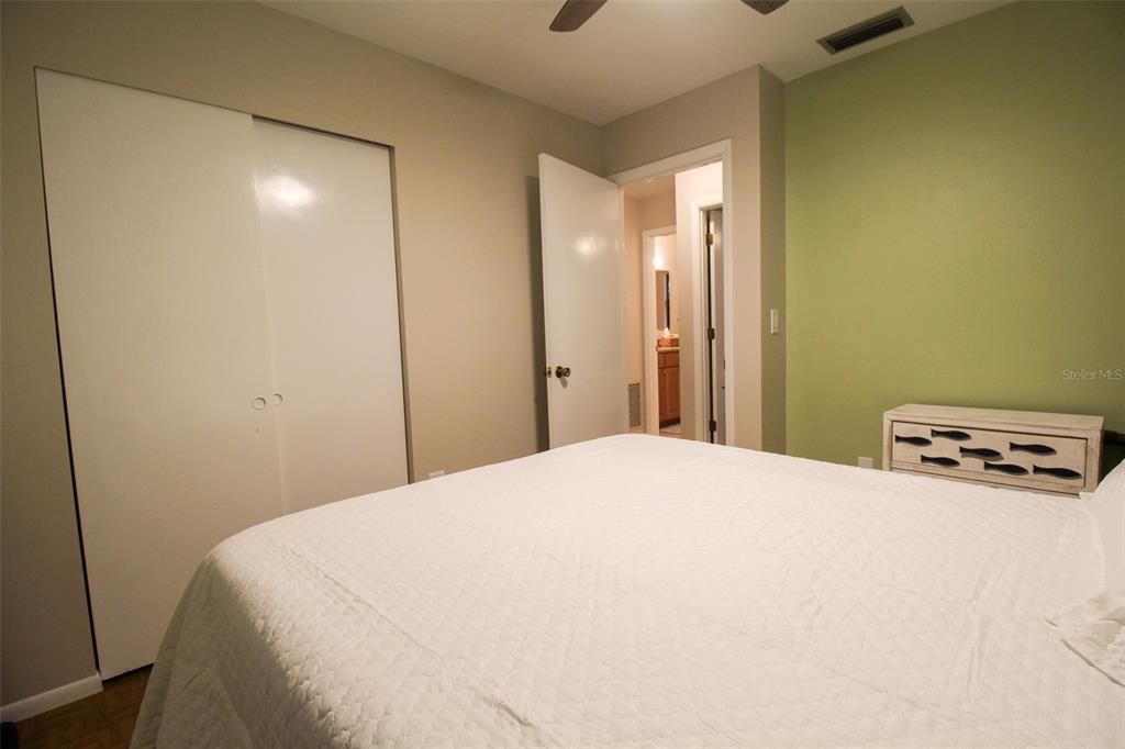 SOUTH VENICE - Residential Lease