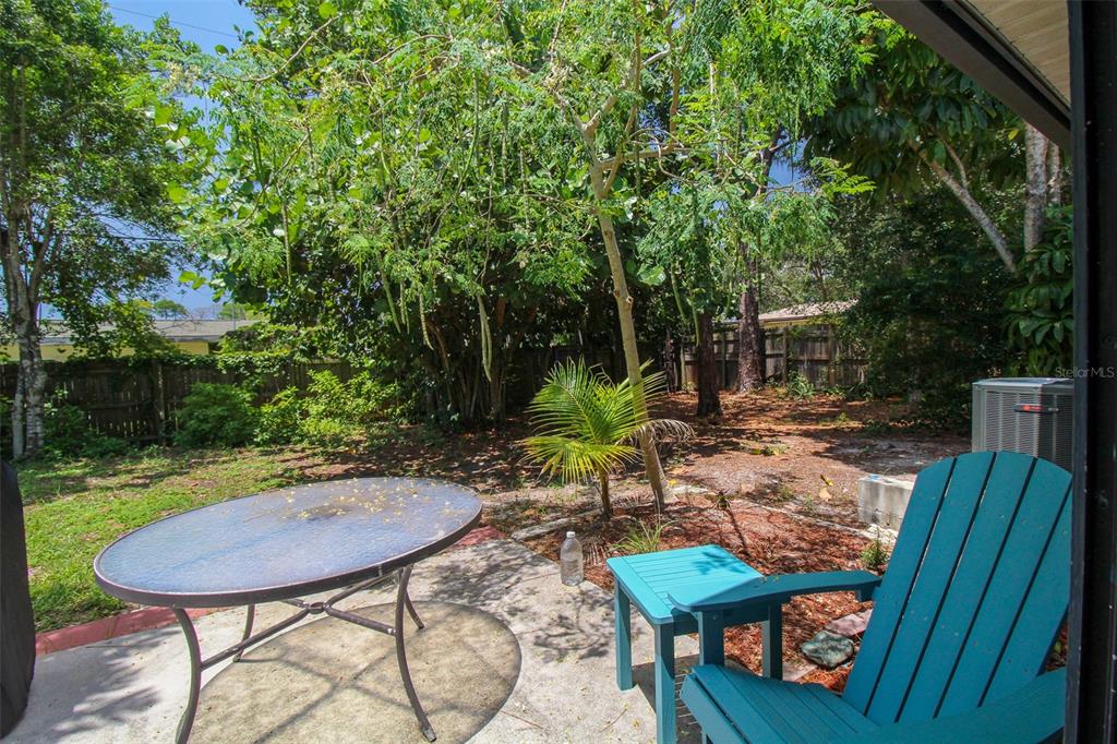 SOUTH VENICE - Residential Lease