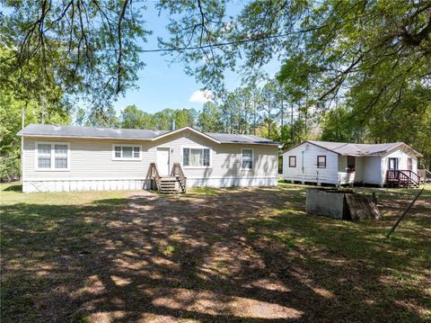 Photo of 22463 NE 149th Street, Raiford, FL 32083 (MLS # GC529411)