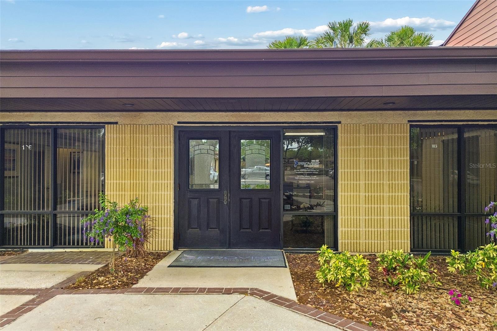 DRUHILL PROFESSIONAL CENTER - Commercial Sale