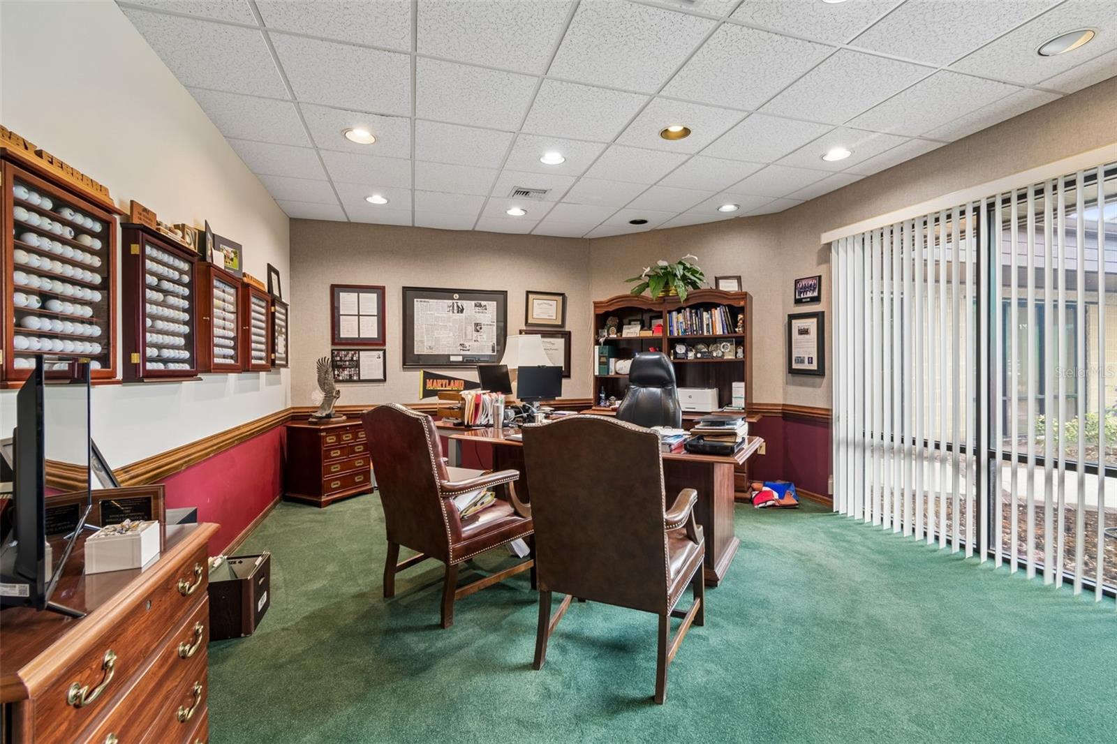 DRUHILL PROFESSIONAL CENTER - Commercial Sale