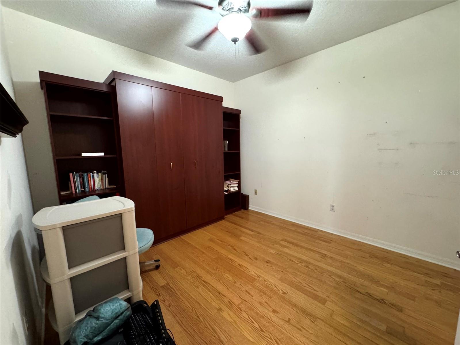 LEESBURG ARLINGTON RIDGE PH 1-B - Residential