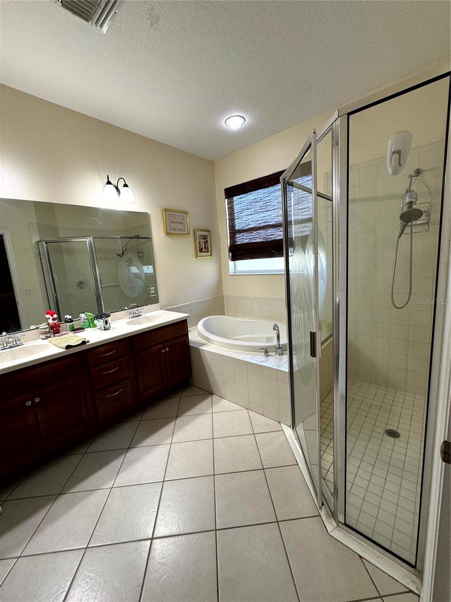 LEESBURG ARLINGTON RIDGE PH 1-B - Residential