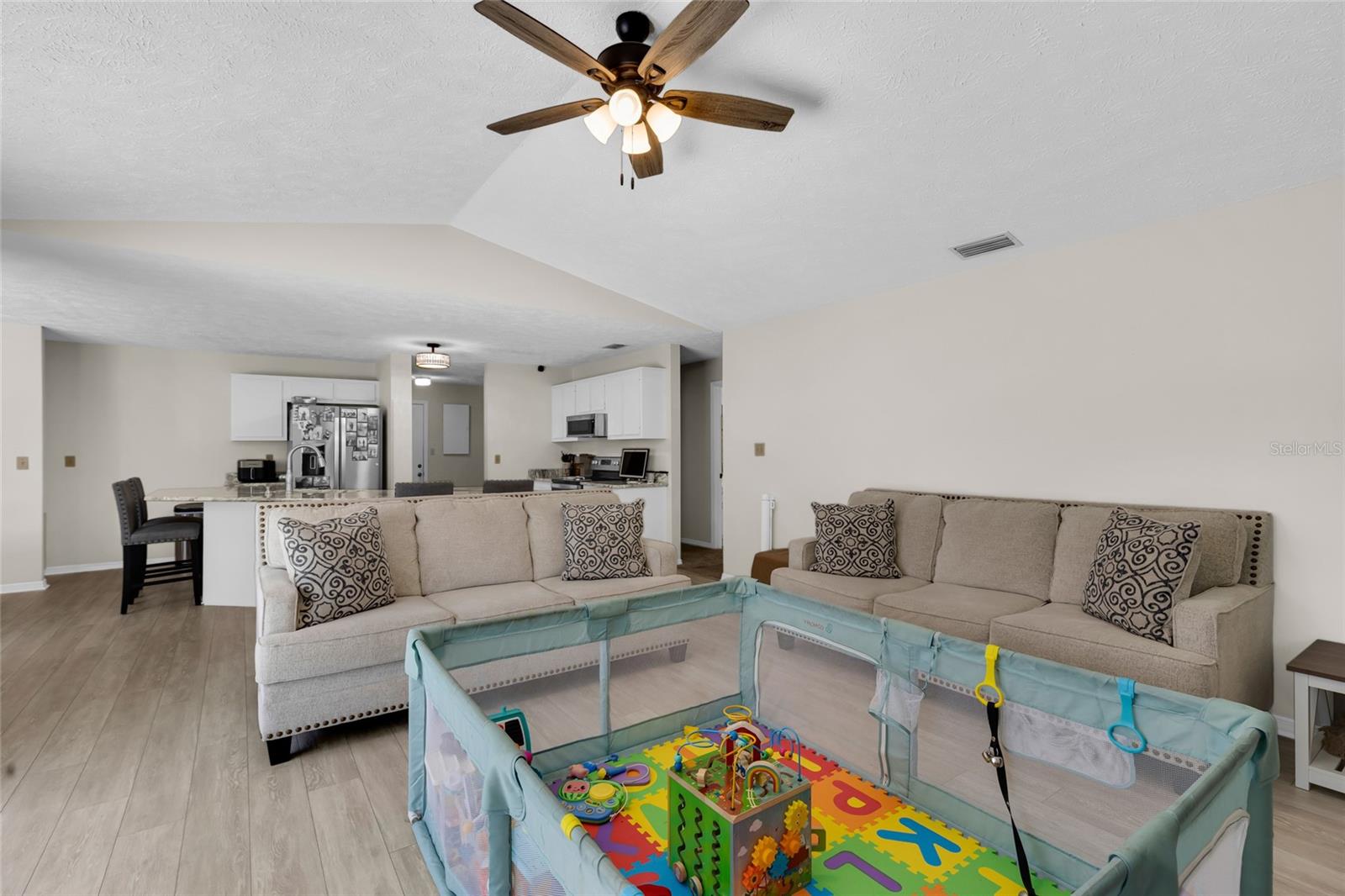 BELMONT HEIGHTS - Residential