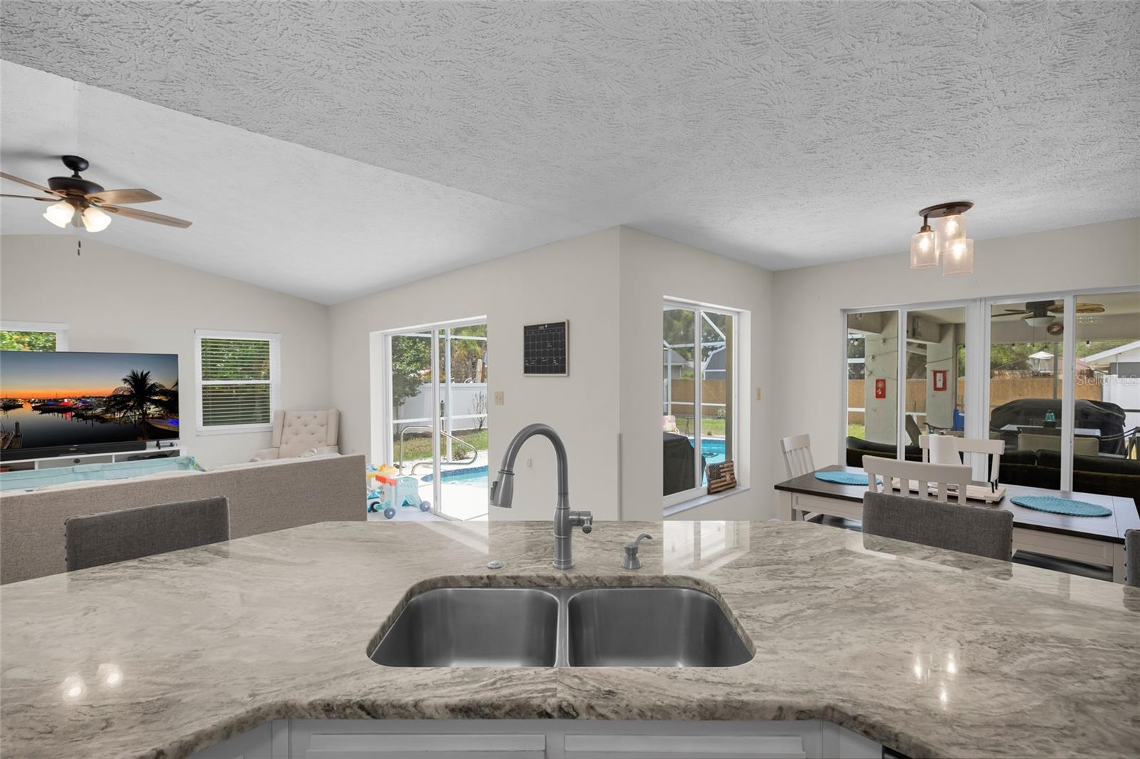 BELMONT HEIGHTS - Residential