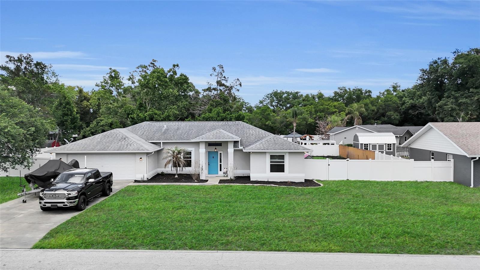 3007 DUPONT STREET