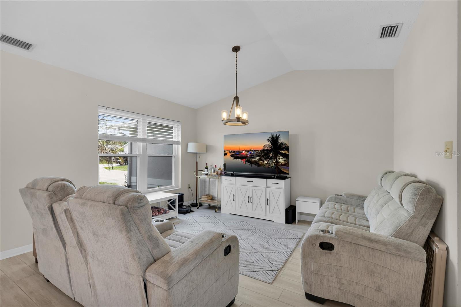 BELMONT HEIGHTS - Residential