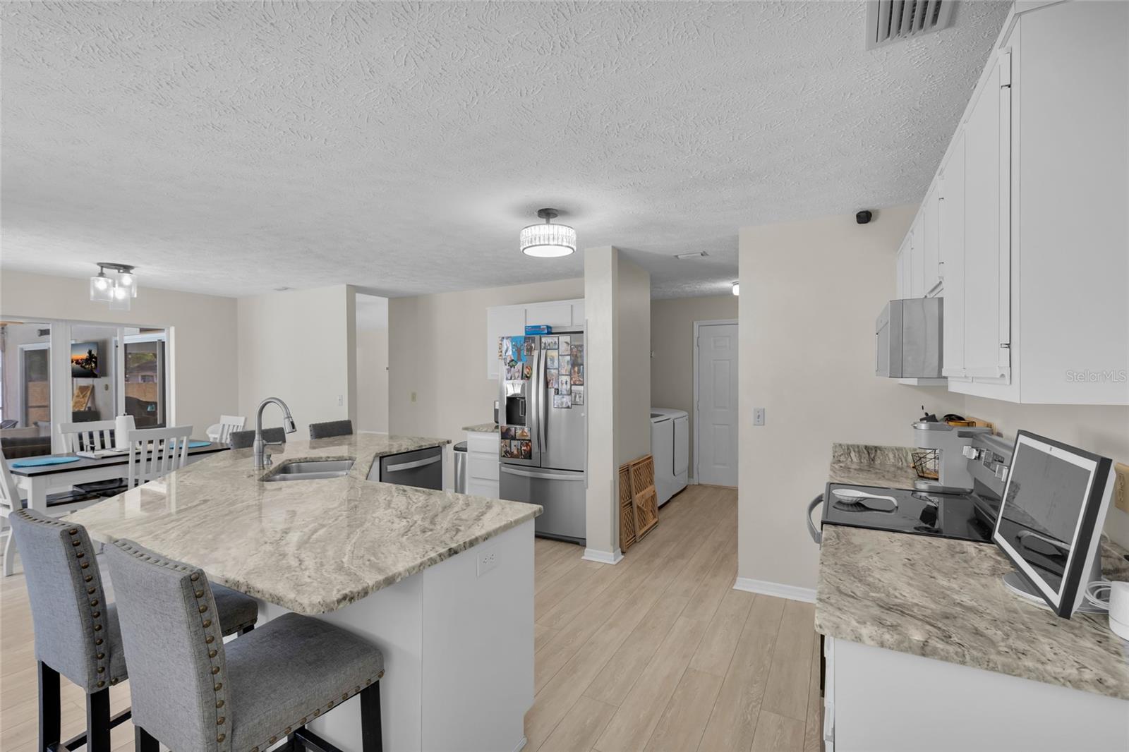 BELMONT HEIGHTS - Residential