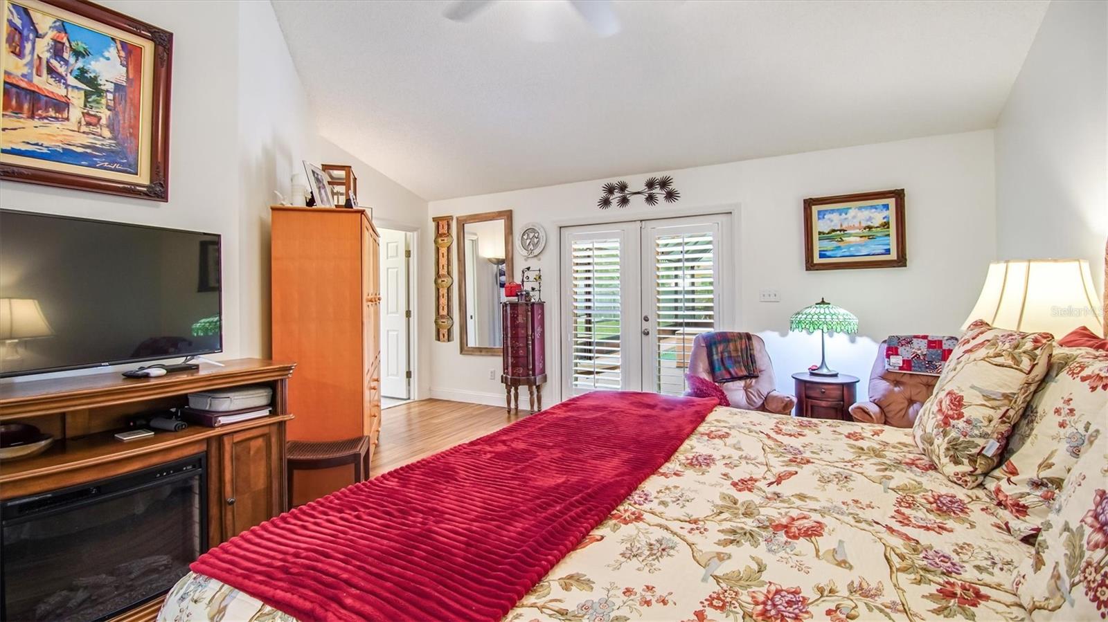 COLONIAL PINES SUB - Residential