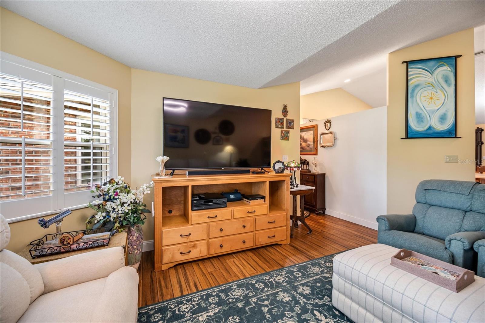 COLONIAL PINES SUB - Residential