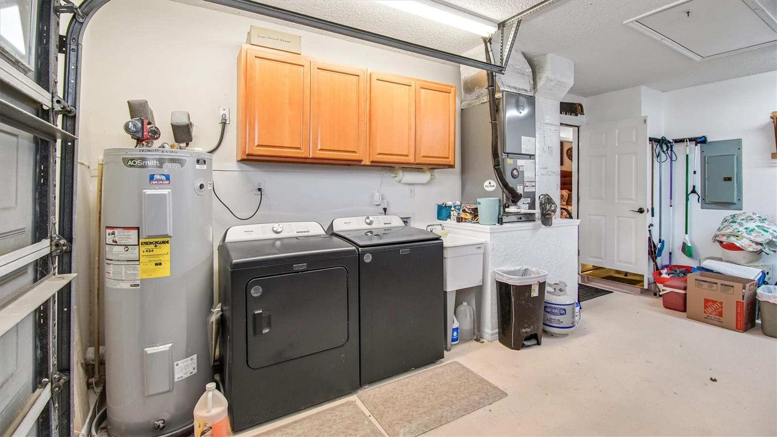 COLONIAL PINES SUB - Residential