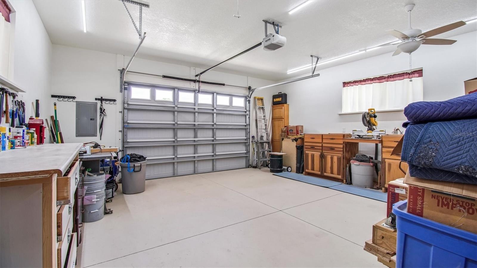 COLONIAL PINES SUB - Residential