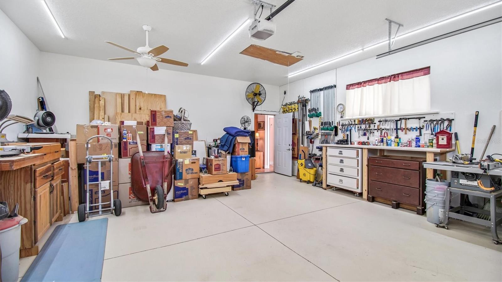 COLONIAL PINES SUB - Residential