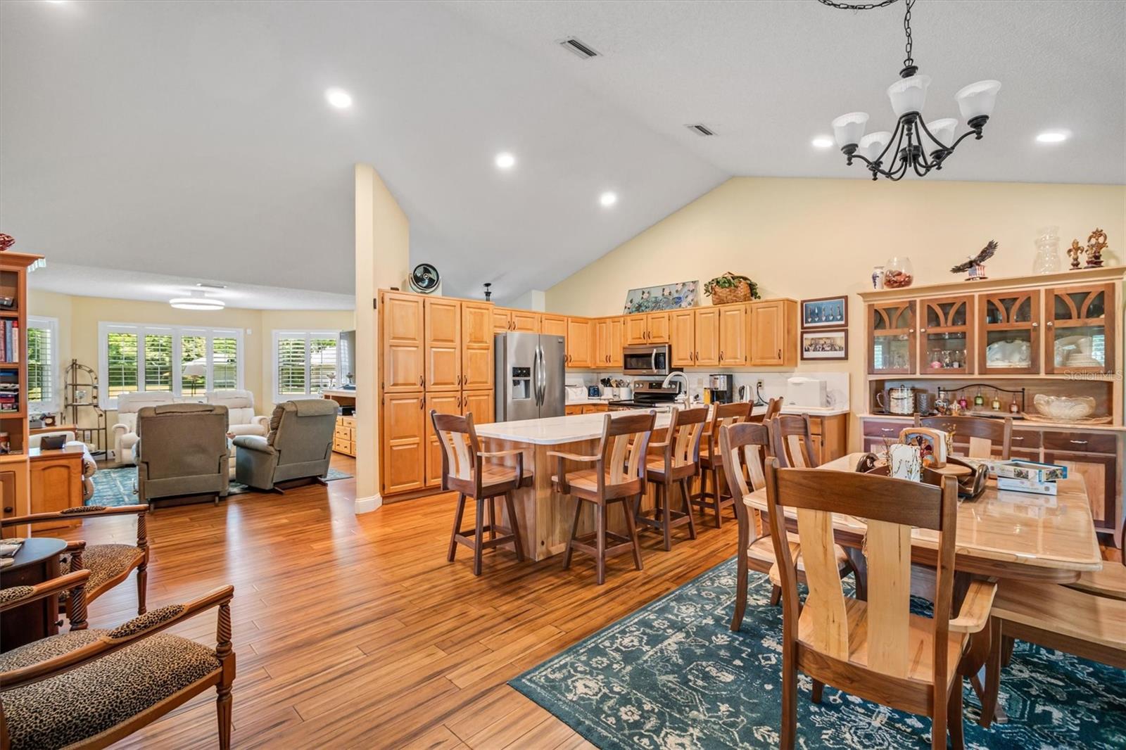 COLONIAL PINES SUB - Residential