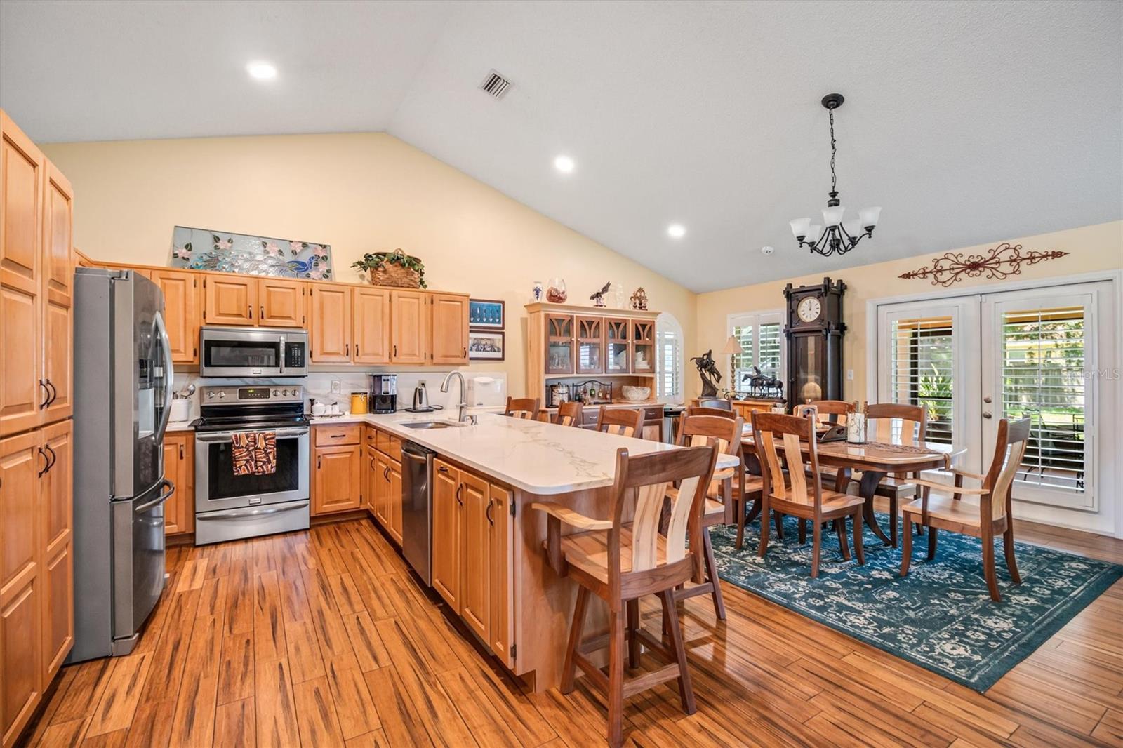 COLONIAL PINES SUB - Residential