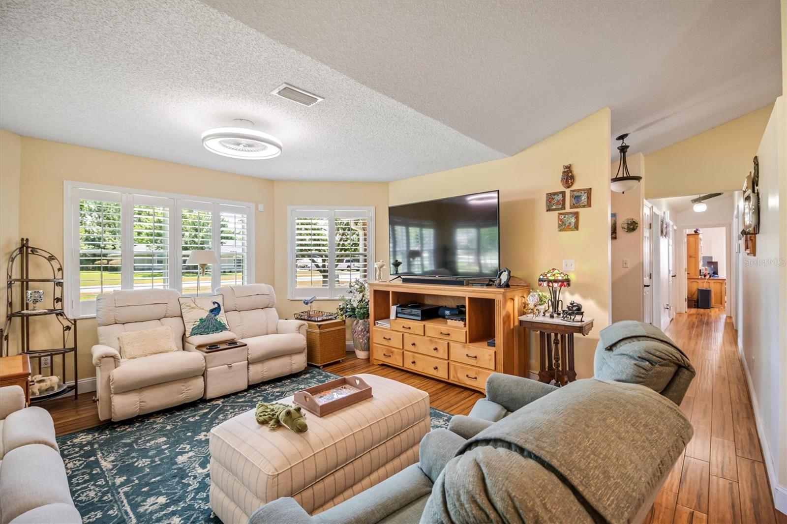 COLONIAL PINES SUB - Residential