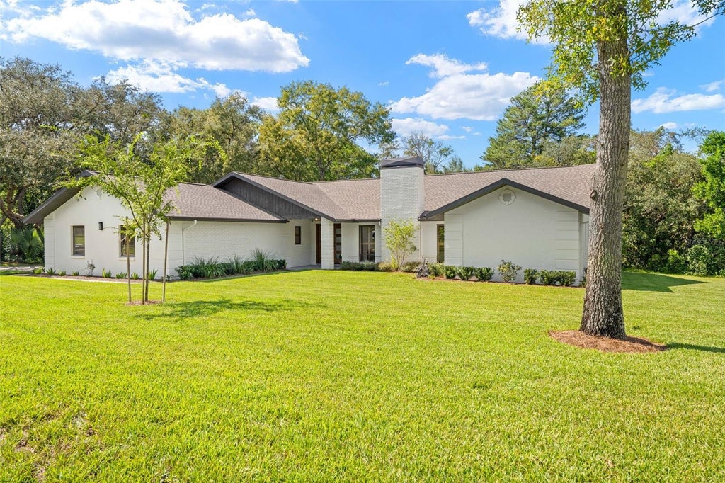 Photo of 2 Gerbera Court, Homosassa, FL 34446 (MLS # W7889964)