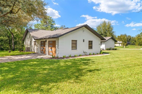 Tiny photo for 2 Gerbera Court, Homosassa, FL 34446 (MLS # W7889964)