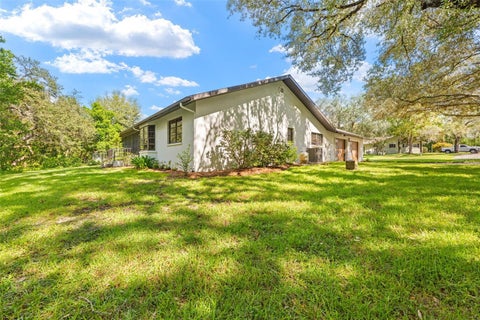 Tiny photo for 2 Gerbera Court, Homosassa, FL 34446 (MLS # W7889964)