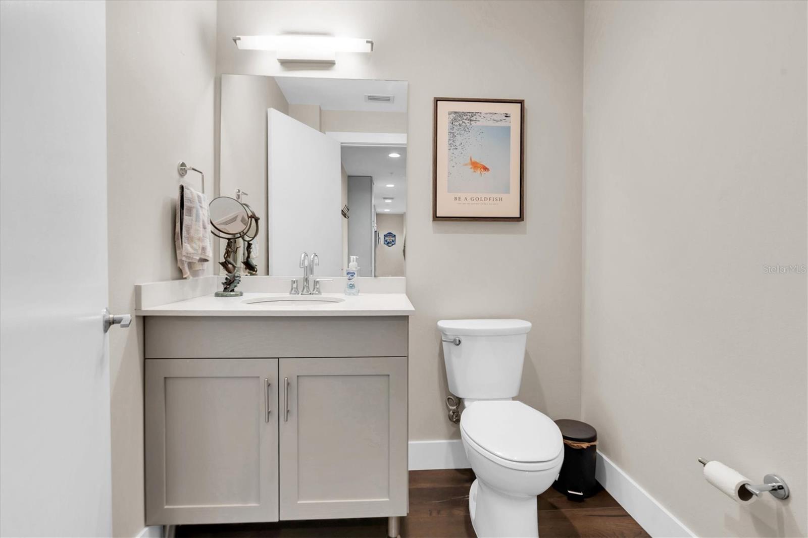 SALVADOR THE CONDO - Residential