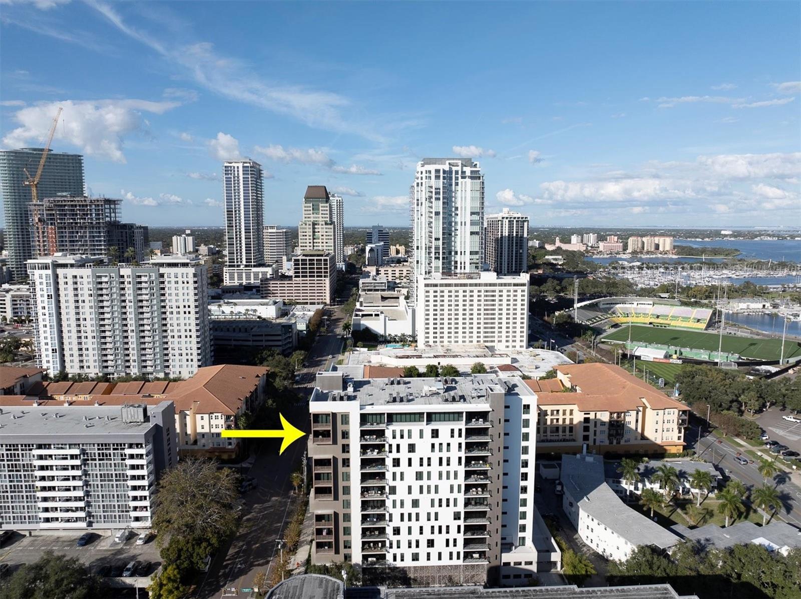 SALVADOR THE CONDO - Residential